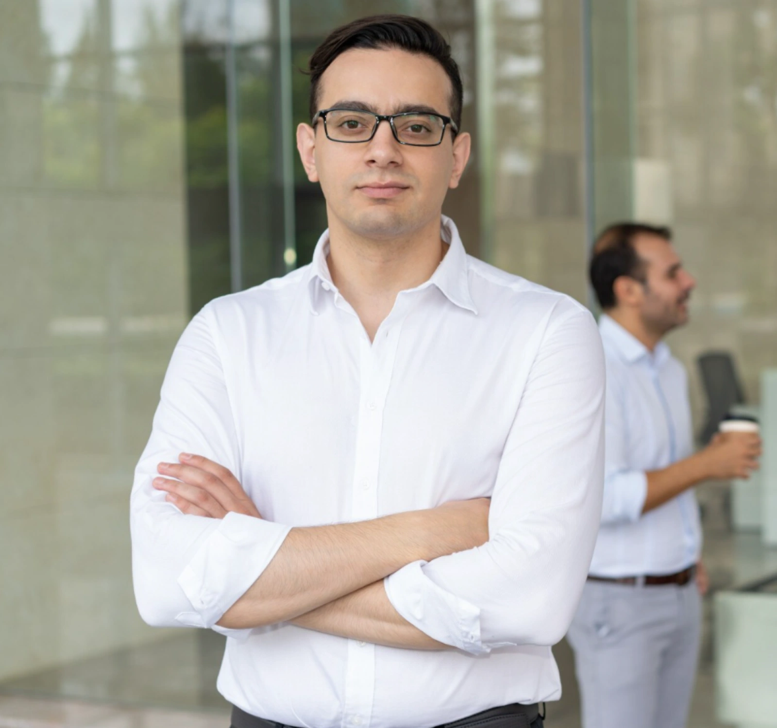 indian-business-man-reading-using-smart-phone-office (10)